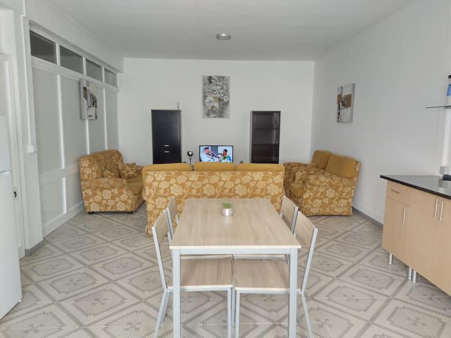 Rua De Baixo Apartments Calheta  Exterior photo